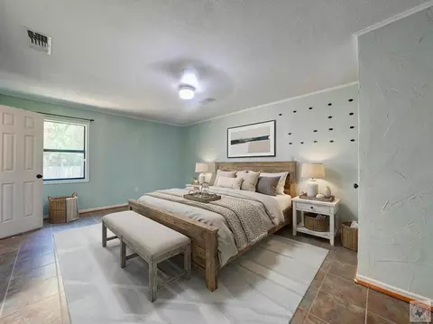 Bedroom - 6 E Avenue E Hooks Tx 75561, Hooks, TX 75561 photo 5 of 7