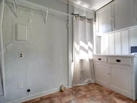 Other - 6 E Avenue E Hooks Tx 75561, Hooks, TX 75561 photo 1 of 2