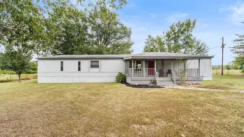 458 County Road 3114 New Boston Tx 75570, New Boston, TX 75570