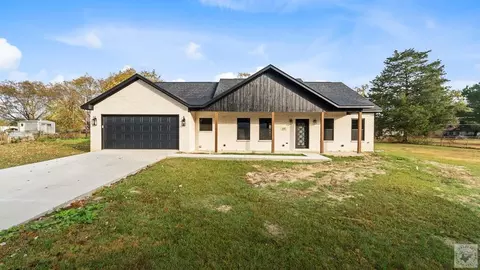 105 Oak St Redwater Tx 75567, Redwater, TX 75573