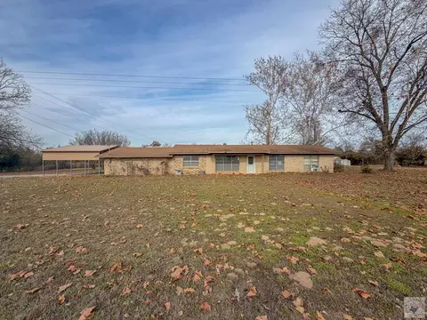 792 Cr 3110 Dekalb Tx 75559, De Kalb, TX 75559