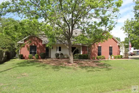 301 San Janinto St Maud Tx 75567, Maud, TX 75567