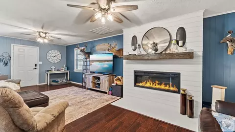 Living - 305 13th Ashdown Ar 71822, Ashdown, AR 71822 photo 1 of 3