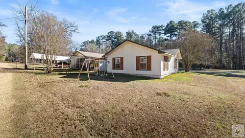 Exterior - 305 13th Ashdown Ar 71822, Ashdown, AR 71822 photo 1 of 4