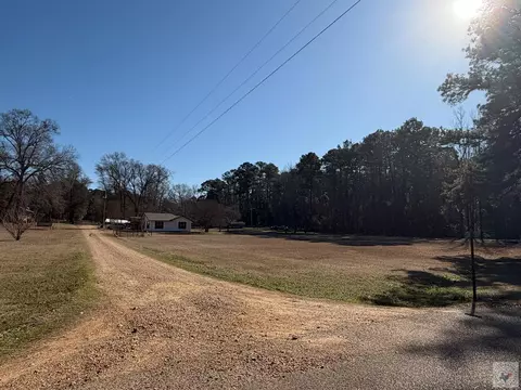 Exterior - 305 13th Ashdown Ar 71822, Ashdown, AR 71822 photo 4 of 4