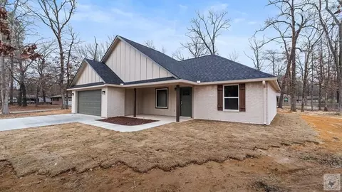 800 E 9th Street Hooks Tx 75561, Hooks, TX 75561 photo 2