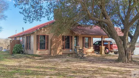 183 Cr 4309 Dekalb Tx 75559, De Kalb, TX 75559