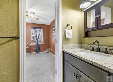 Bath - 19 Downing Dr Texarkana Ar 71854, Texarkana, AR 71854 photo 1 of 3