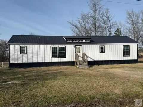100 Saddlebrook Dr Dekalb Tx 75559, De Kalb, TX 75559