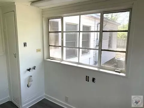 Other - 207 Marshall Hooks Tx 75561, Hooks, TX 75561 photo 7 of 16