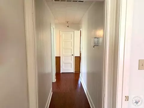 Entry Way - 207 Marshall Hooks Tx 75561, Hooks, TX 75561 photo 1 of 1