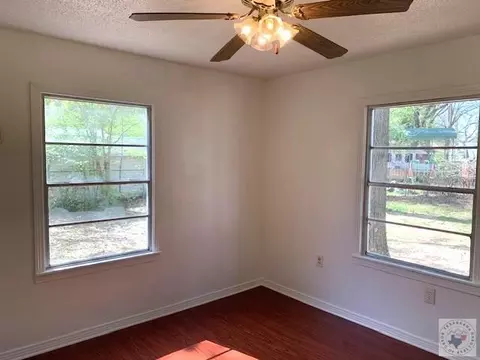 Bedroom - 207 Marshall Hooks Tx 75561, Hooks, TX 75561 photo 1 of 3