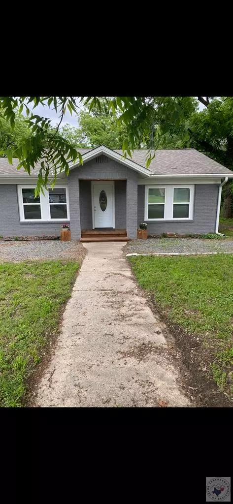 417 S Runnels Dekalb Tx 75559, De Kalb, TX 75559