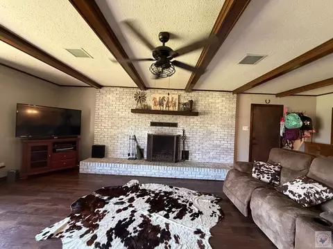 Living - 1001 Hwy 108 Ashdown Ar 71822, Ashdown, AR 71822 photo 3 of 3