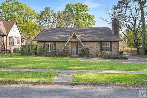 Exterior - 300 E 20th Texarkana Ar 71854, Texarkana, AR 71854 photo 2 of 11