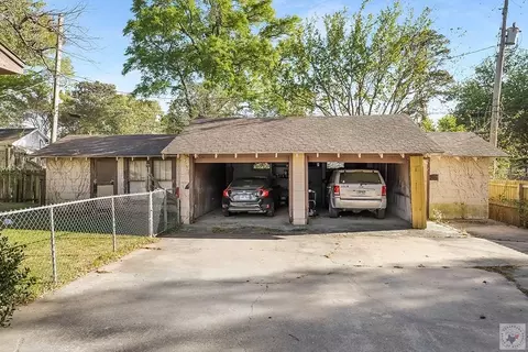 Exterior - 300 E 20th Texarkana Ar 71854, Texarkana, AR 71854 photo 5 of 11