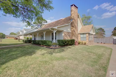 325 Loma Linda Wake Village Tx 75501, Wake Village, TX 75501