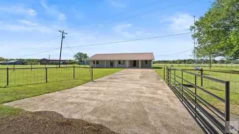 Exterior - 1608 Goodwin Rd Hooks Tx 75561, Hooks, TX 75561 photo 9 of 9