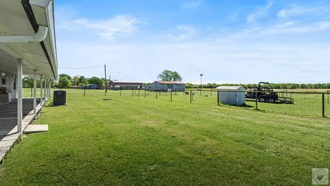 Exterior - 1608 Goodwin Rd Hooks Tx 75561, Hooks, TX 75561 photo 7 of 9