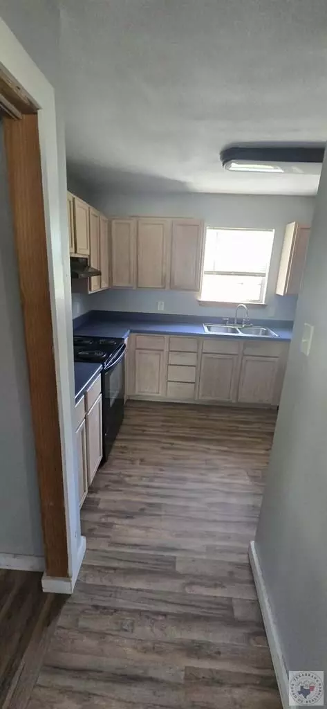 Kitchen - 627 E 1st Foreman Ar 71836, Foreman, AR 71836 photo 1 of 2