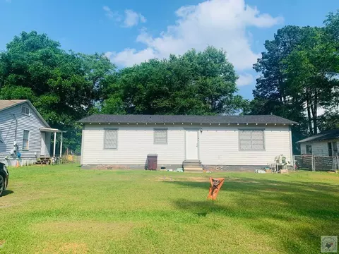 916 Arkansas Atlanta Tx 75551, Atlanta, TX 75551