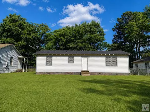 916 Arkansas Atlanta Tx 75551, Atlanta, TX 75551