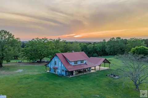 251 County Road 3212 Atlanta Tx 75501, Atlanta, TX 75551