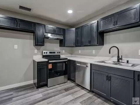 Kitchen - 6 Reed Cir Hooks Tx 75561, Hooks, TX 75561 photo 4 of 4