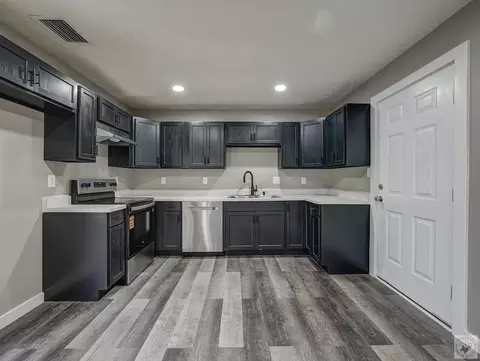 Kitchen - 6 Reed Cir Hooks Tx 75561, Hooks, TX 75561 photo 1 of 4