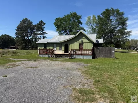 2790 W Hwy 82 New Boston Tx 75570, New Boston, TX 75570