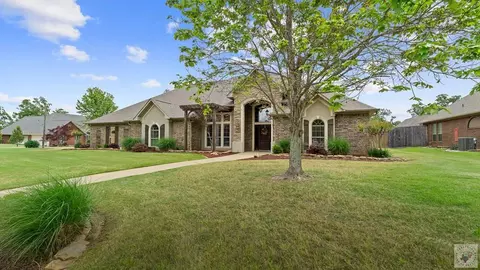 2118 Southcrest Dr Texarkana Ar 71854, Texarkana, AR 71854