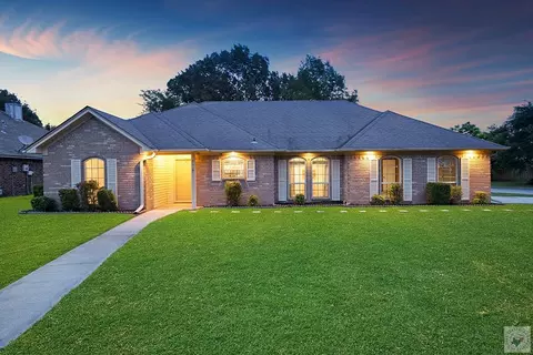 5504 Winwood Drive, Texarkana, AR 71854