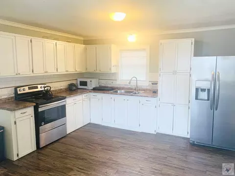 705 4th Street Queen City Tx 75572, Queen City, TX 75572