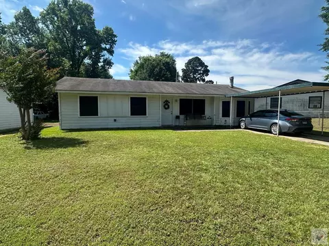 14 Space Dr Texarkana Tx 75503, Texarkana, TX 75503