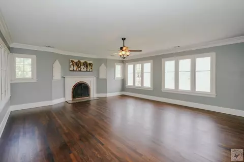 Living - 904 E 12th St Texarkana Ar 71854, Texarkana, AR 71854 photo 5 of 5