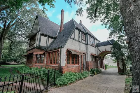 Exterior - 904 E 12th St Texarkana Ar 71854, Texarkana, AR 71854 photo 6 of 8