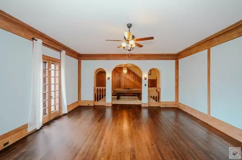 Living - 904 E 12th St Texarkana Ar 71854, Texarkana, AR 71854 photo 2 of 5