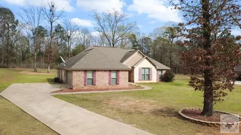 610 Stoneridge Queen City Tx 75572, Queen City, TX 75572