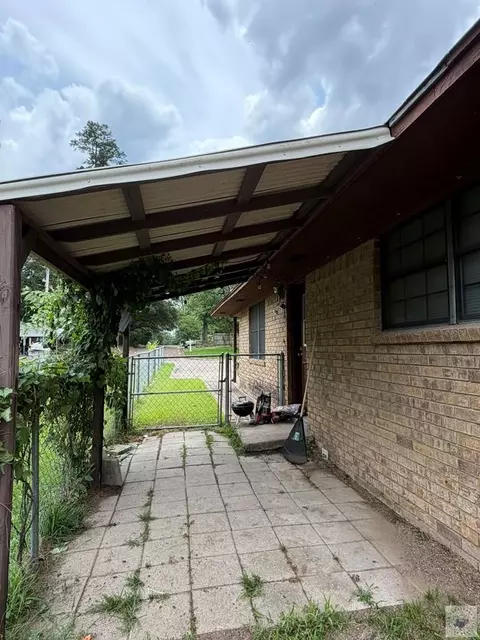 Exterior - 1121-1123 E 18th Texarkana Ar 71854, Texarkana, AR 71854 photo 8 of 8