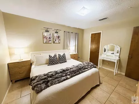Bedroom - 1121-1123 E 18th Texarkana Ar 71854, Texarkana, AR 71854 photo 4 of 4