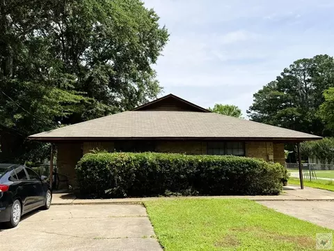 Exterior - 1121-1123 E 18th Texarkana Ar 71854, Texarkana, AR 71854 photo 4 of 8