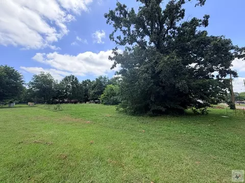 103 S Bowie New Boston Tx 75559, New Boston, TX 75559
