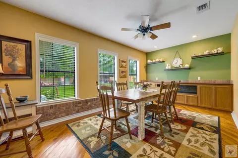 Dining - 4512 Fm 114 Avery Tx 75554, Avery, TX 75554 photo 2 of 2