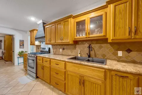 Kitchen - 4512 Fm 114 Avery Tx 75554, Avery, TX 75554 photo 2 of 6