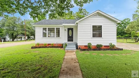 3124 Grand Ave Texarkana Pa 17854, Texarkana, AR 71854