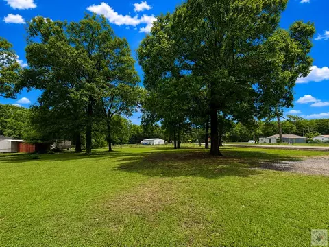 Exterior - 9997 Fm 1398 Hooks Tx 75561, Hooks, TX 75561 photo 6 of 7