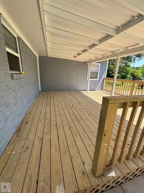 Exterior - 170 Manning Rd Hooks Tx 75561, Hooks, TX 75561 photo 3 of 3