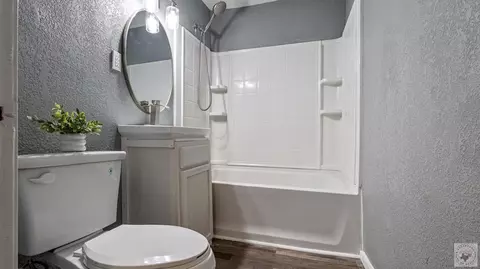 Bath - 13 Meade Pl Hooks Tx 75561, Hooks, TX 75561 photo 5 of 5