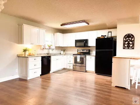 Kitchen - 601 County Road 4271 Simms Tx 75574, Simms, TX 75574 photo 1 of 1