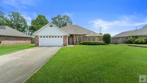 2102 Woodway Texarkana Ar 71854, Texarkana, AR 71854